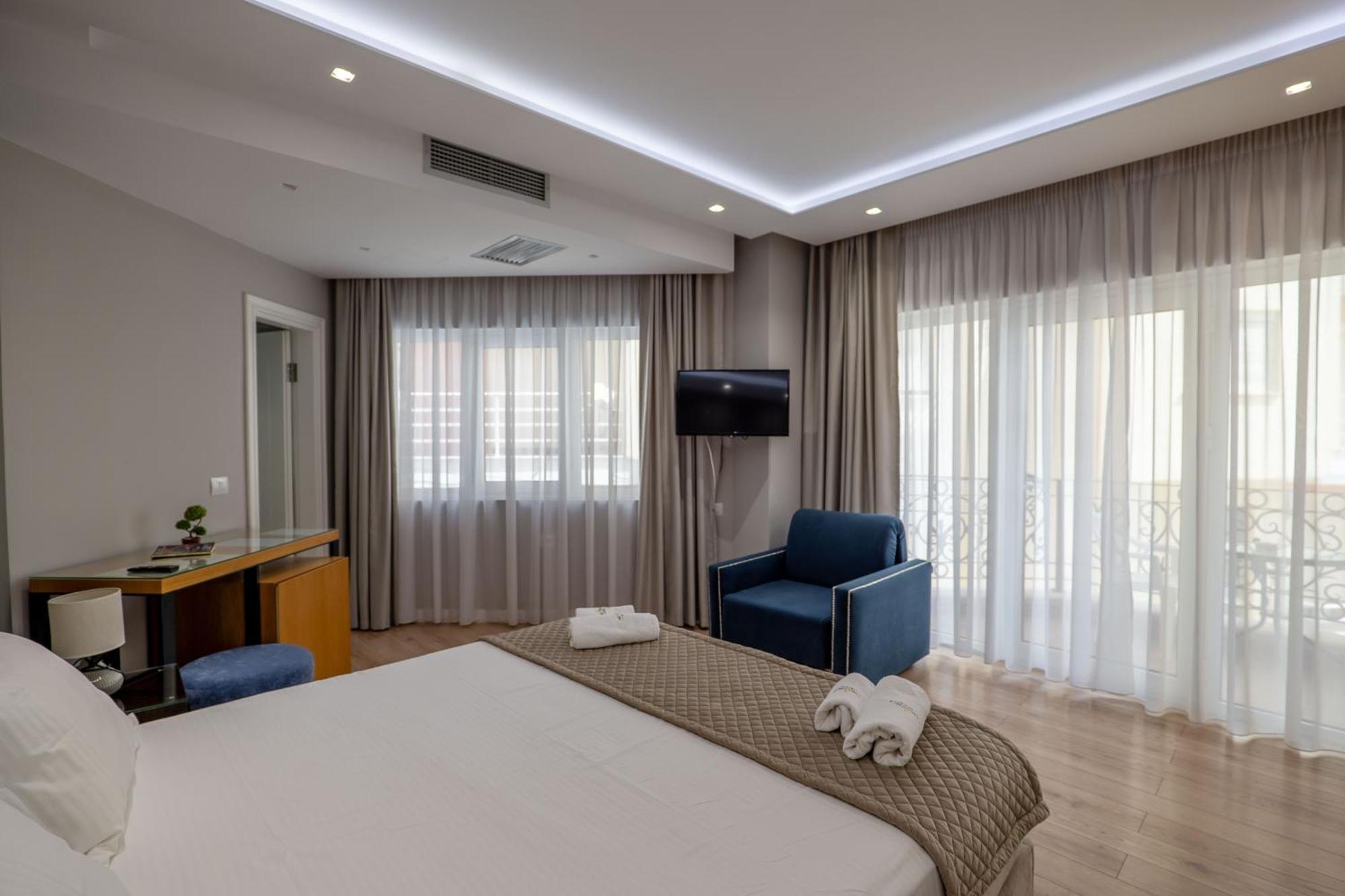 Ami Mar Hotel Saranda Zewnętrze zdjęcie