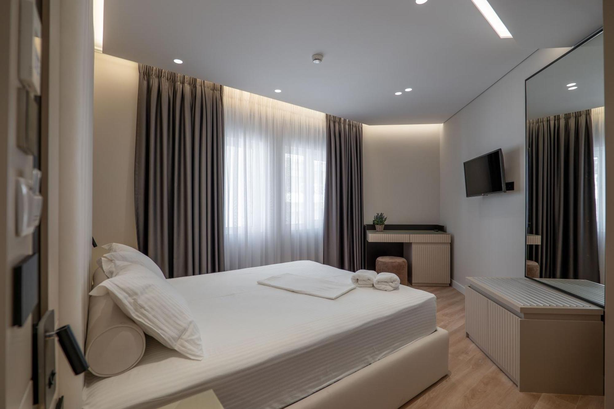 Ami Mar Hotel Saranda Zewnętrze zdjęcie