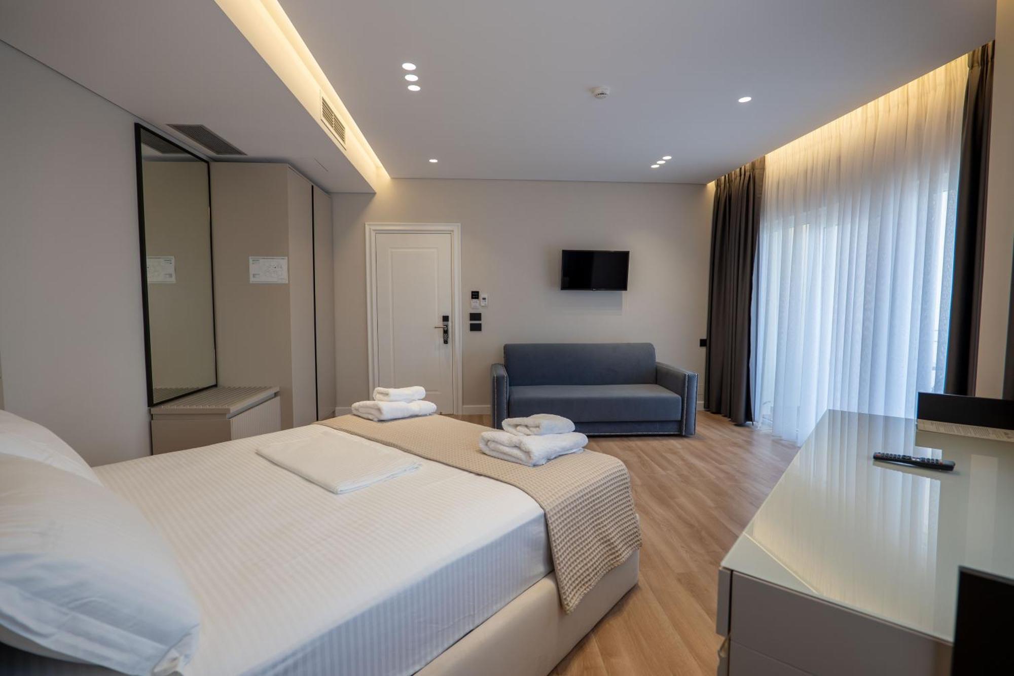 Ami Mar Hotel Saranda Zewnętrze zdjęcie