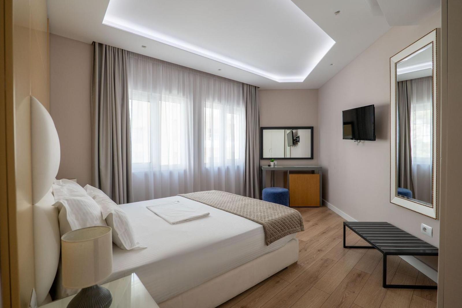 Ami Mar Hotel Saranda Zewnętrze zdjęcie