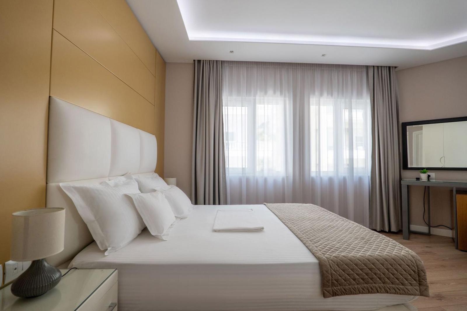Ami Mar Hotel Saranda Zewnętrze zdjęcie
